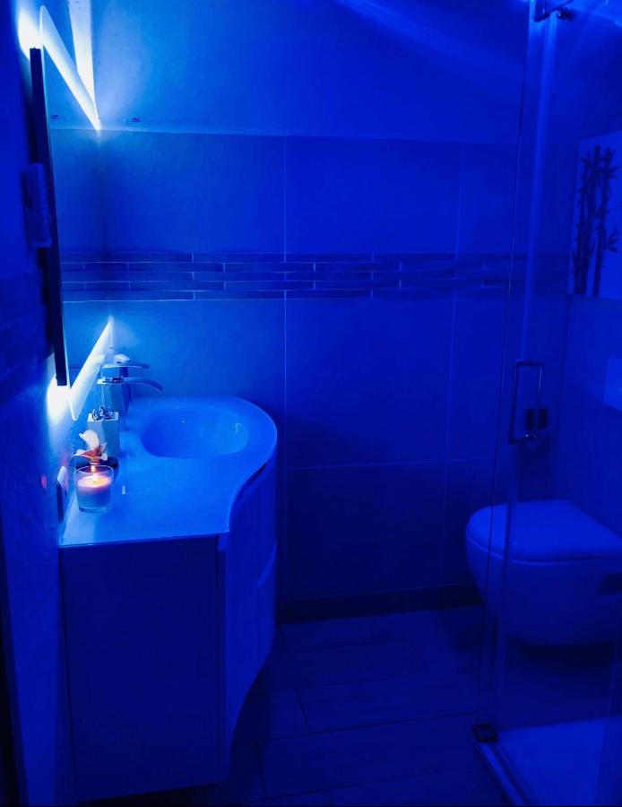 Chambres D'Hotes A Themes A 2,4Km Du Parc 마그니 레 홍그레 외부 사진